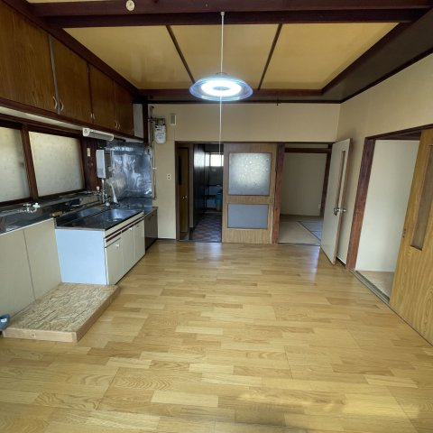 室蘭市知利別町２丁目２０－２２借家のキッチン