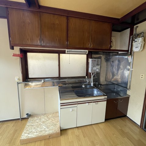 室蘭市知利別町２丁目２０－２２借家の和室