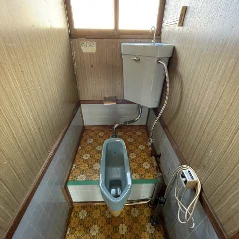 室蘭市知利別町２丁目２０－２２借家の玄関