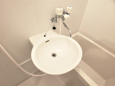 【内装】 | レオパレス橋本 | 明るい室内です