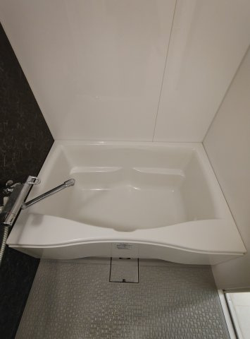 エスタンシア元町の浴室