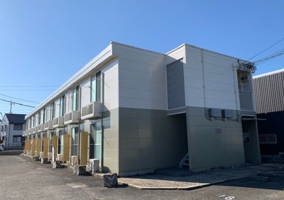 【外観】 | レオパレスＵＮＩ | 落ち着いた雰囲気の外観です