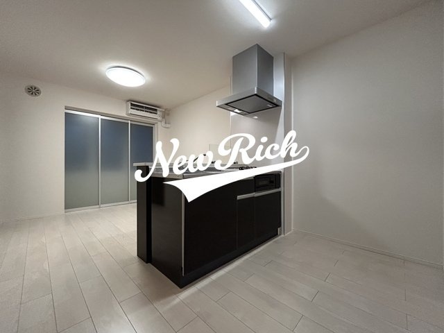 高崎市石原町のアパートの居間・リビング