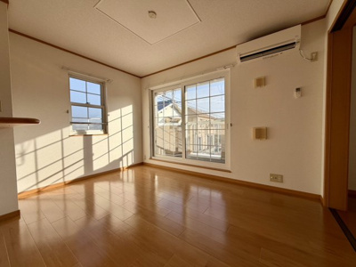 【居間・リビング】 | アルバ－ダ・Ｍ | 使いやすい居間です