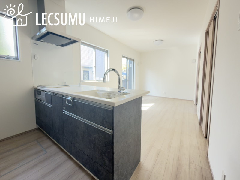 姫路市八代/新築戸建のキッチン