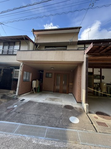 10/15新規　戸建　高山市左京町　1300万の駐車場