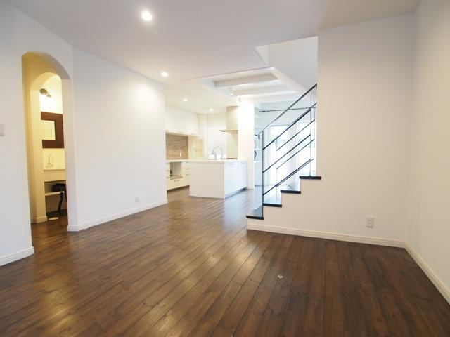 段上町８丁目戸建の居間・リビング