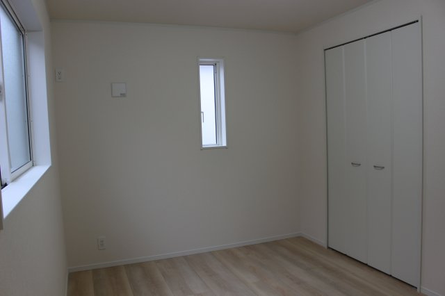 北九州市小倉南区南方　第４の洋室