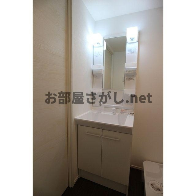 サンフォレスタ文京大塚【角部屋の築浅デザイナーズ／即入居可能】の洗面所