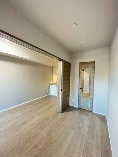 フェルム天王寺イーストの洋室