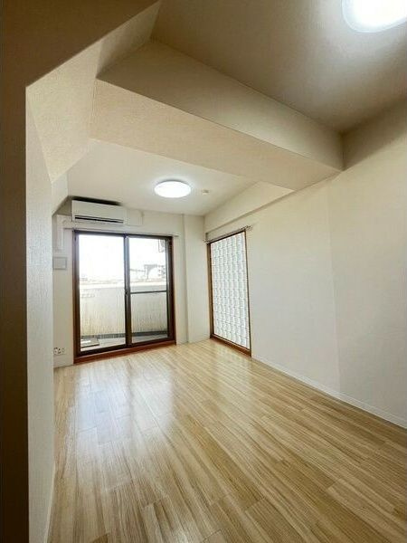 CITY　SPIRE美章園の洋室