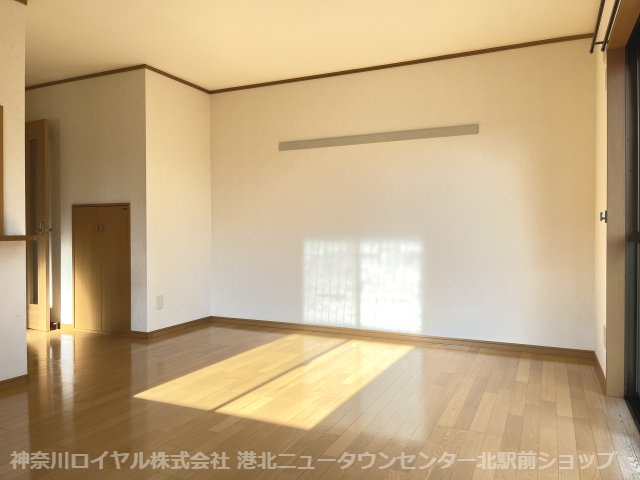 【居間・リビング】