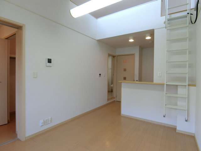 エクセルディアコートＳＫＰ．Ａの居間・リビング