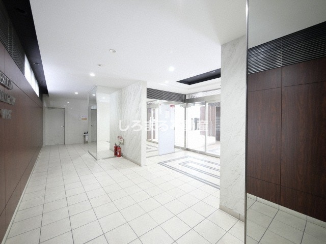 エスリード阿波座シティーウエストのロビー