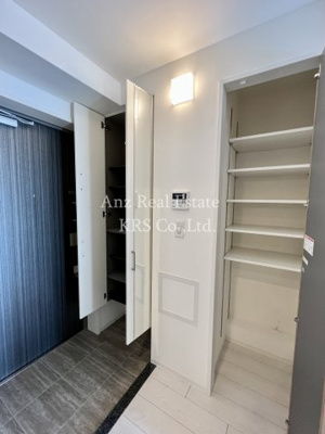 【収納】 | シーズンフラッツ靭本町 | 玄関周りの収納多い！