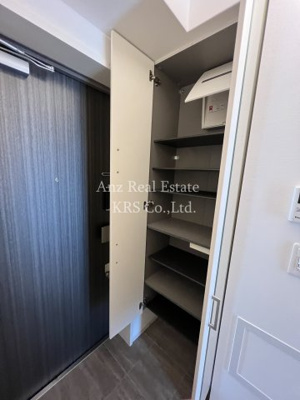 【収納】 | シーズンフラッツ靭本町 | シューズボックスです