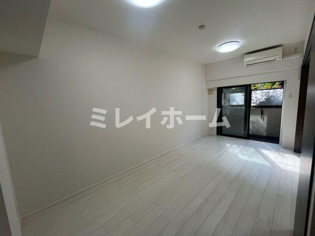 ブライズ大森東QUATTROの居間・リビング