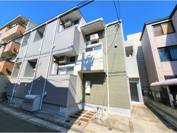 ハーモニーテラス清水丘の外観