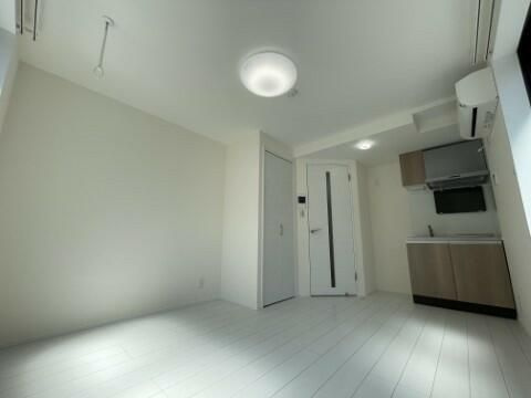 アンドベースの寝室