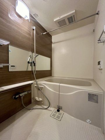 エルファーロ駒沢公園Ⅰの浴室