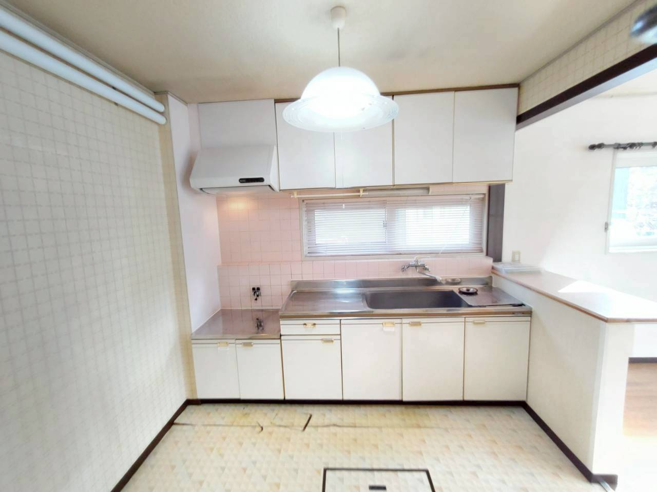 芦野3丁目中古住宅のキッチン