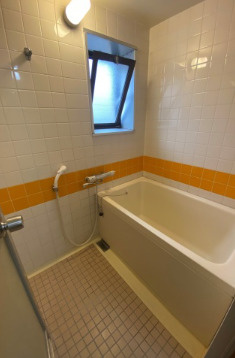 サンパティオ高須の浴室