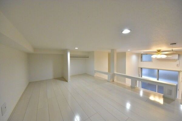 サクラティアラの洋室