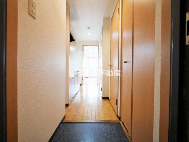 シャルマンフジ大阪城南の玄関