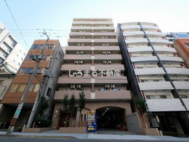 シャルマンフジ大阪城南の外観