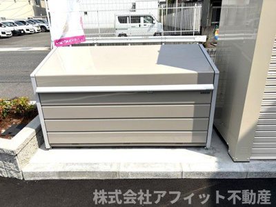 【その他】 | マーヴェラス明神 | 敷地内ゴミ置場