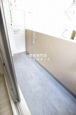 【バルコニー】 | セレニテ江坂グランデ | バルコニー付きで採光＆風通し良好！