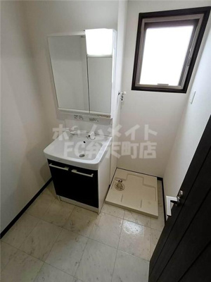 【内装】 | アヴァンツァーレ弁天