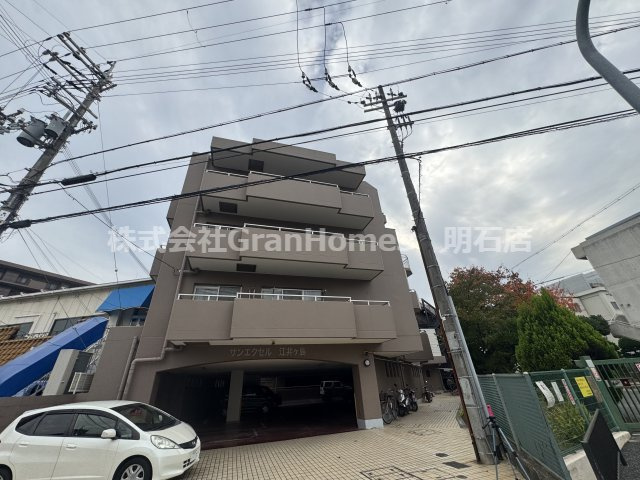 サンエクセル江井ヶ島の外観