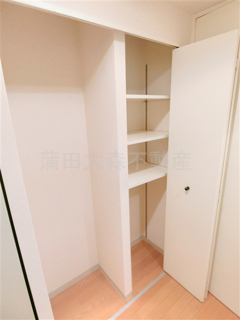 Urban Link蒲田のエントランス|キッチン部分収納　