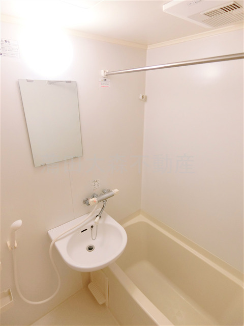 Urban Link蒲田の設備|浴室乾燥機付きのバスルーム　お風呂