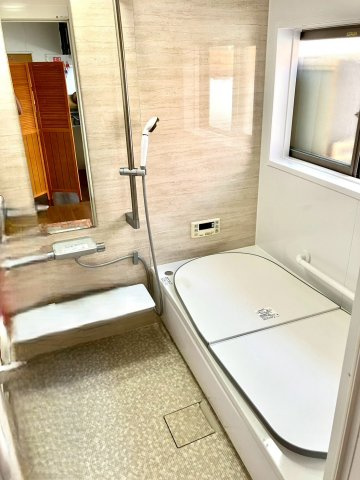 丸亀市飯山町東坂元　飯野山が見えるリフォーム平屋の浴室