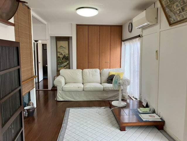 丸亀市飯山町東坂元　飯野山が見えるリフォーム平屋の居間・リビング