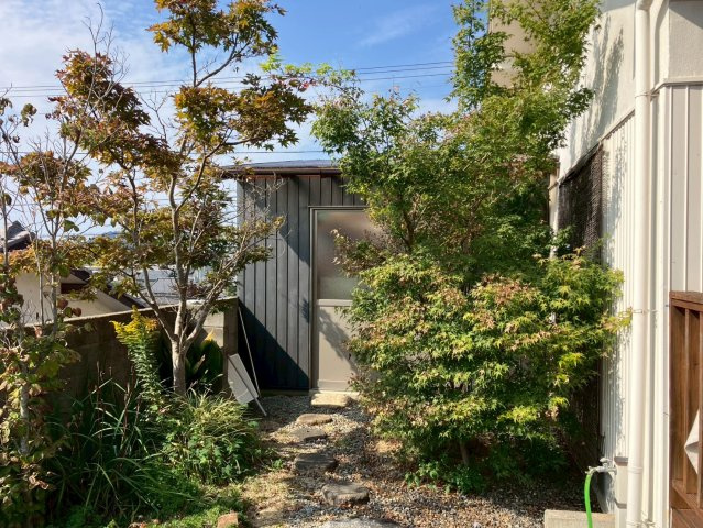 丸亀市飯山町東坂元　飯野山が見えるリフォーム平屋の庭