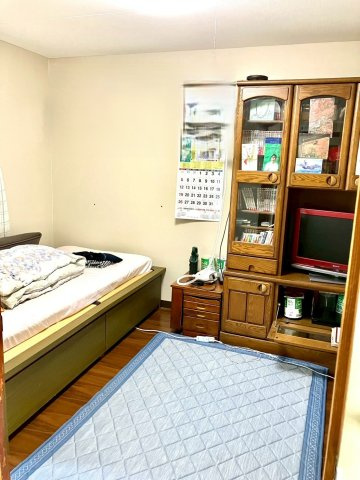 丸亀市飯山町東坂元　飯野山が見えるリフォーム平屋の洋室