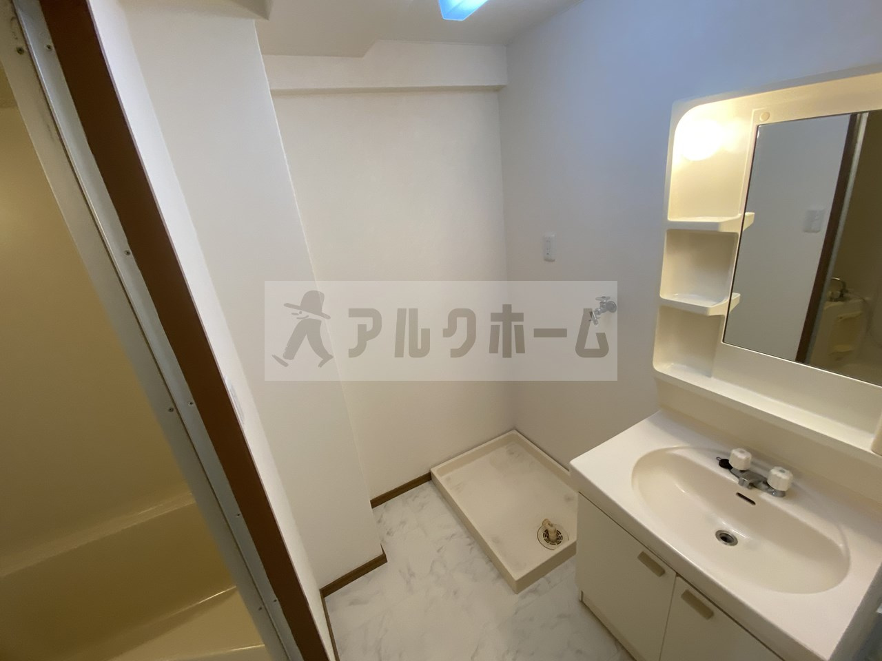 フローラルマンションの洗面所