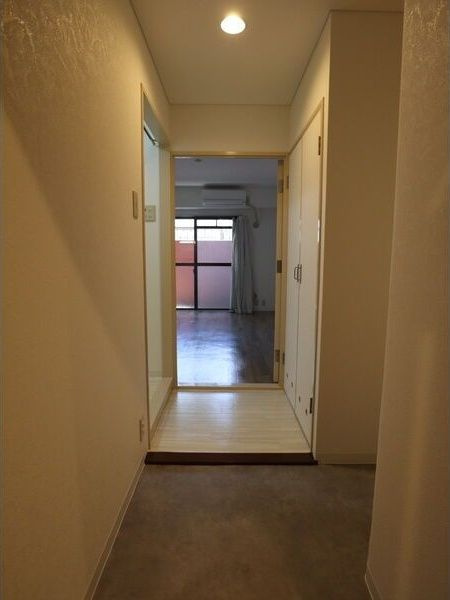 夕陽ケ丘日光ハイツの玄関