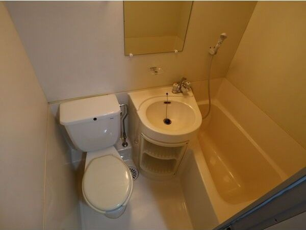 夕陽ケ丘日光ハイツの浴室