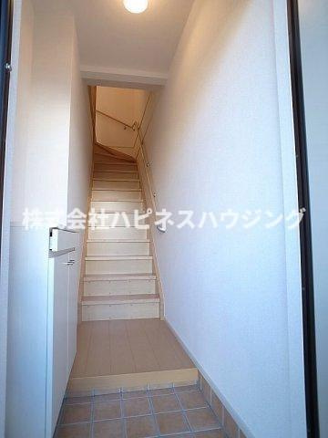 ロックガーデン森Ｃの玄関|ゆったりとした玄関です