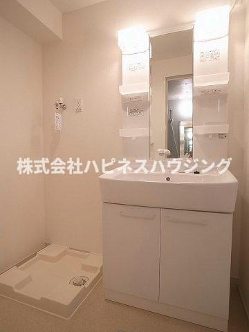 ロックガーデン森Ｃの独立洗面台