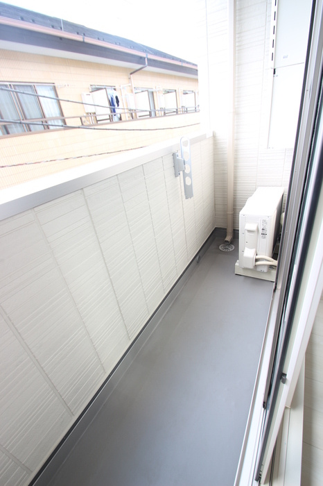 セントパール町屋のバルコニー