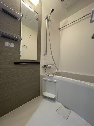 アゼスト堀切菖蒲園Ⅱの浴室