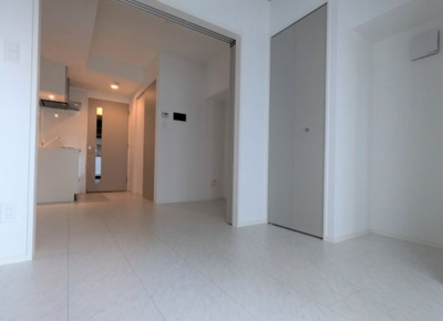 【内装】 | ハーモニーレジデンスグローバルキャピタル | 明るい色調の室内です