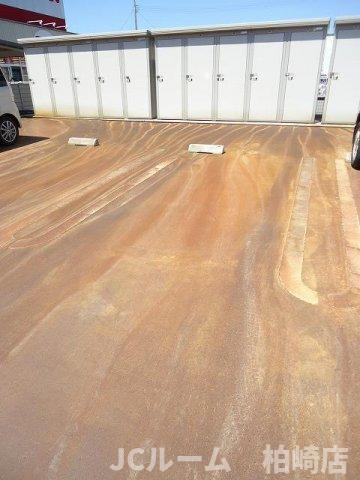 アーネンエルベの駐車場