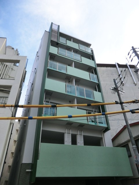 STELLA LUCE 北野坂の外観