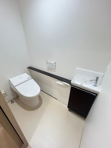 STELLA LUCE 北野坂のトイレ